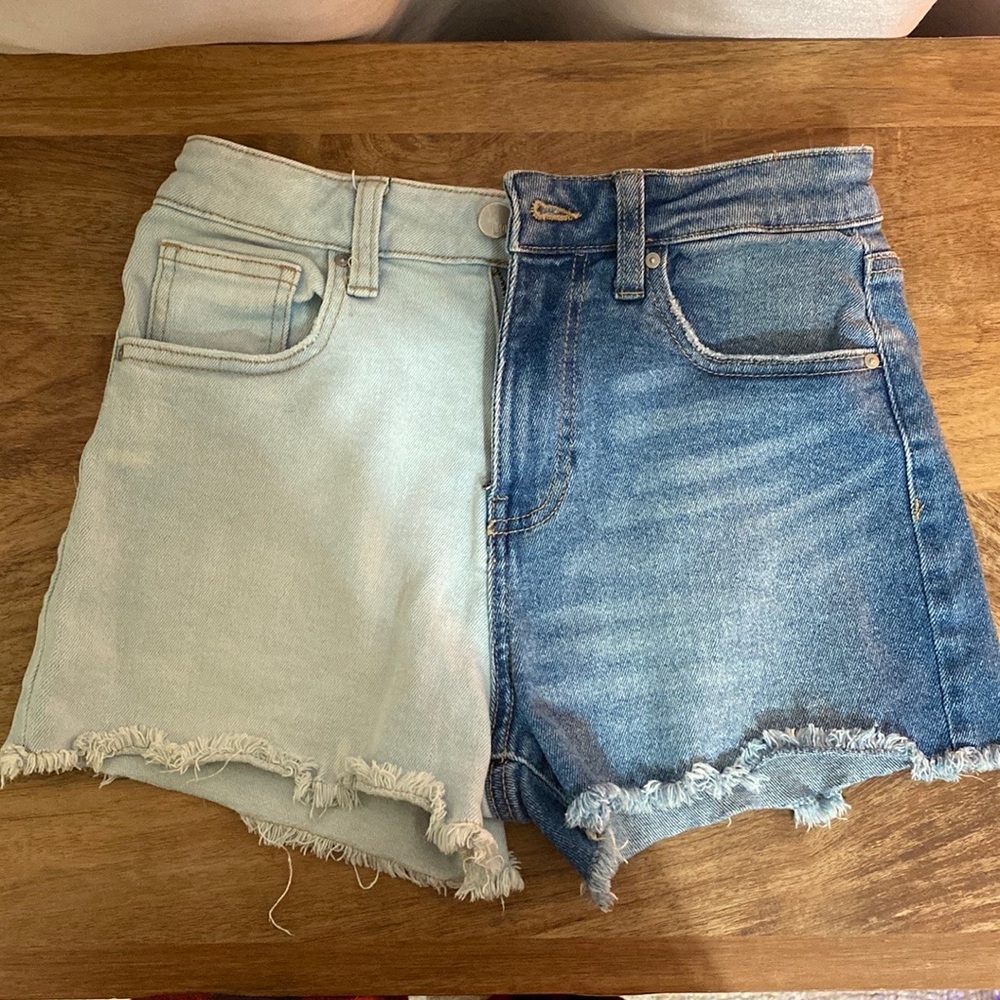 two toned pacsun shorts